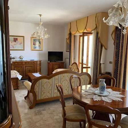 Casa Italia Roseto Degli Abruzzi
